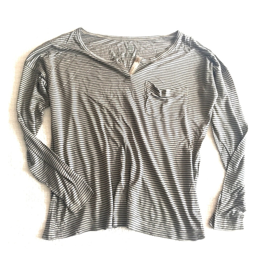 Kensie Striped Long Sleeve Top